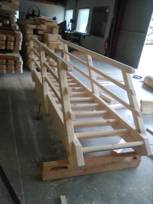 S Escalier pour camping Avril 2024